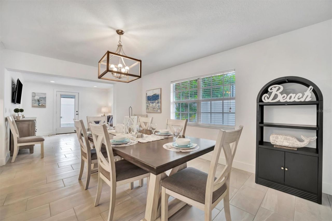 567 Venice Lane, Sarasota, FL 34242 Photo