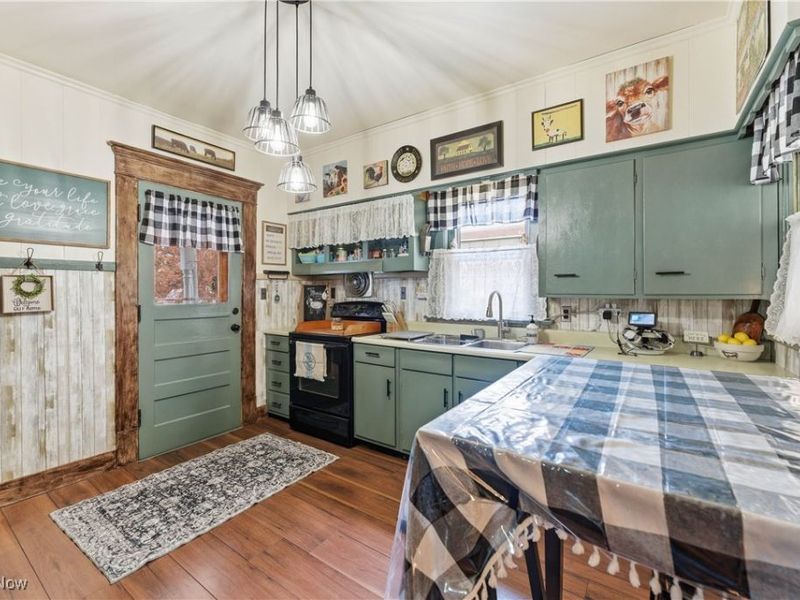 503 W Main Street, Malvern, OH 44644 Photo 13