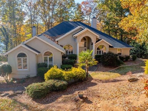 316 Lake Point Lane , Belews Creek, NC 27009