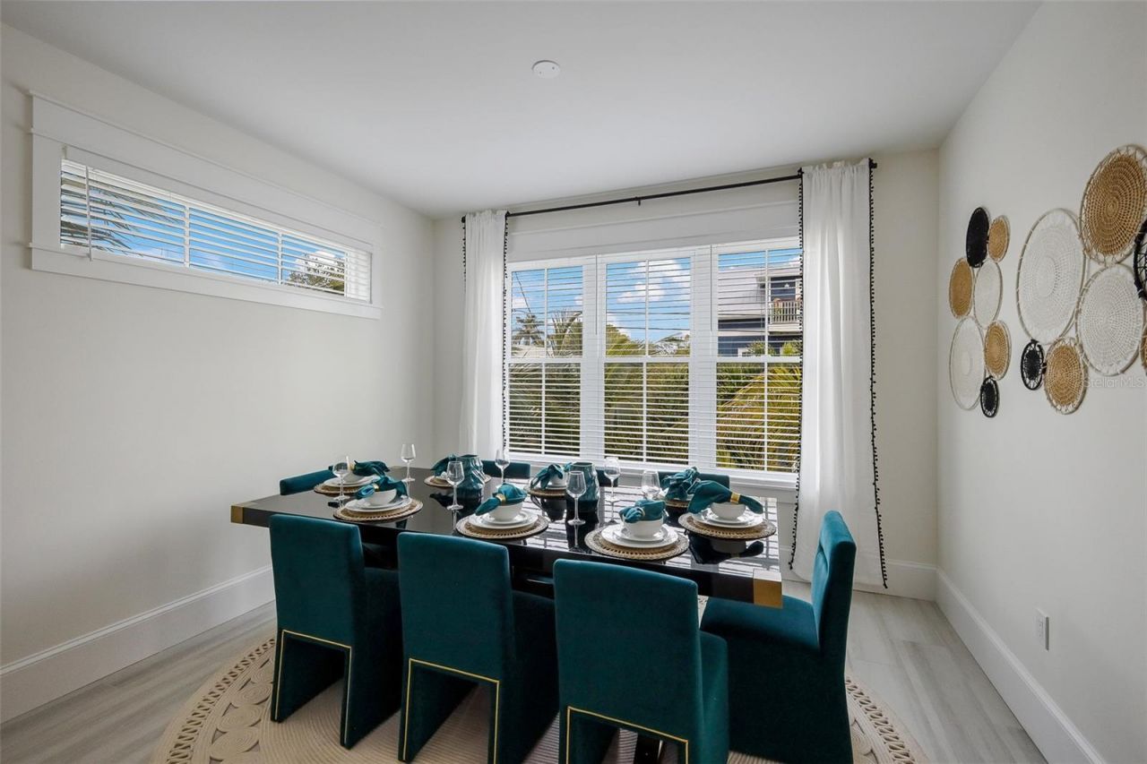 2213 Avenue C, Bradenton Beach, FL 34217 Photo