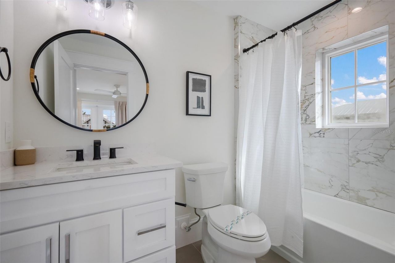 2213 Avenue C, Bradenton Beach, FL 34217 Photo