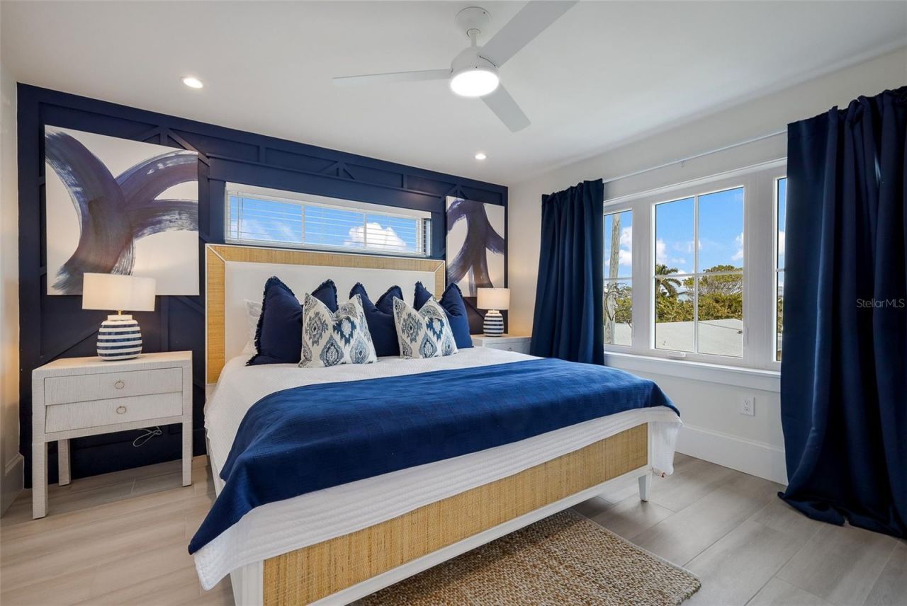 2213 Avenue C, Bradenton Beach, FL 34217 Photo