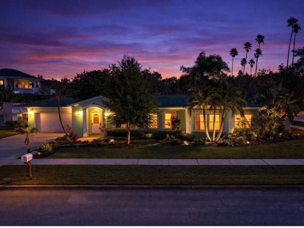 55 VALENCIA DRIVE, DUNEDIN, FL 34698