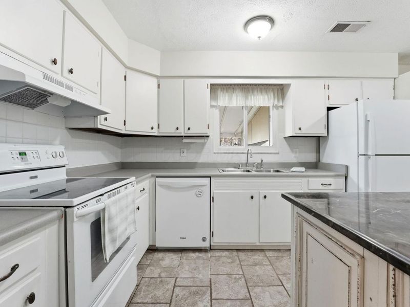 854 S Section Line Road, Delaware, OH 43015 Photo 19