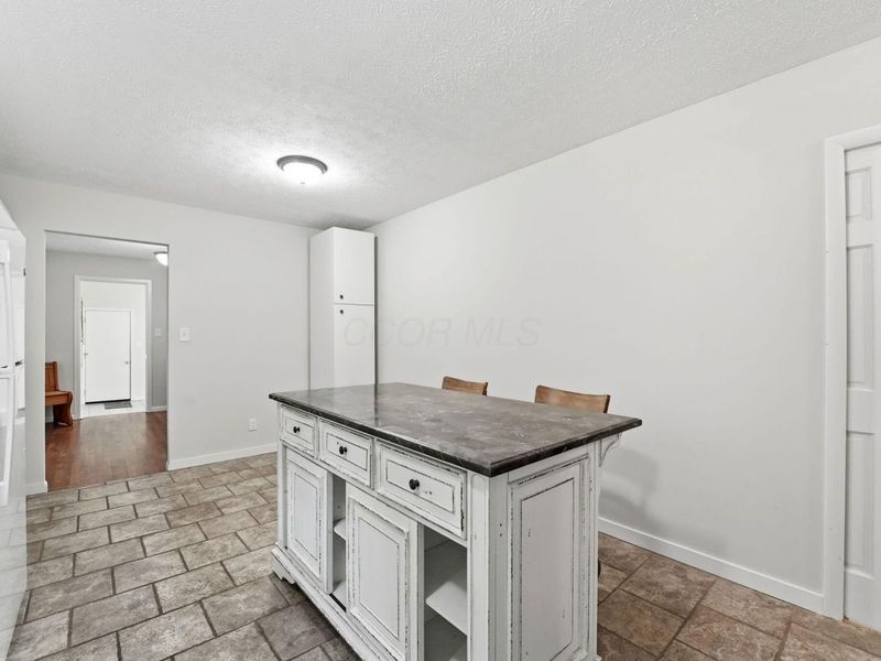 854 S Section Line Road, Delaware, OH 43015 Photo 21