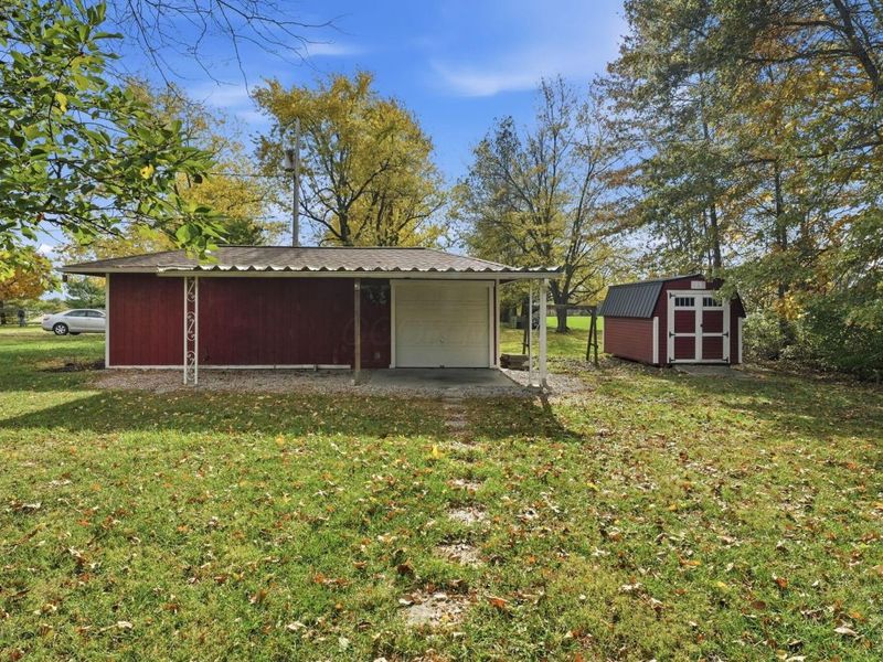 854 S Section Line Road, Delaware, OH 43015 Photo 6