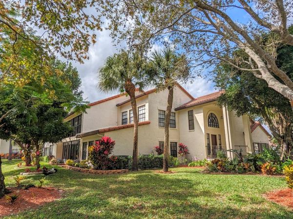 3002 Lucerne Park Drive, Unit 5121, Greenacres, FL 33467