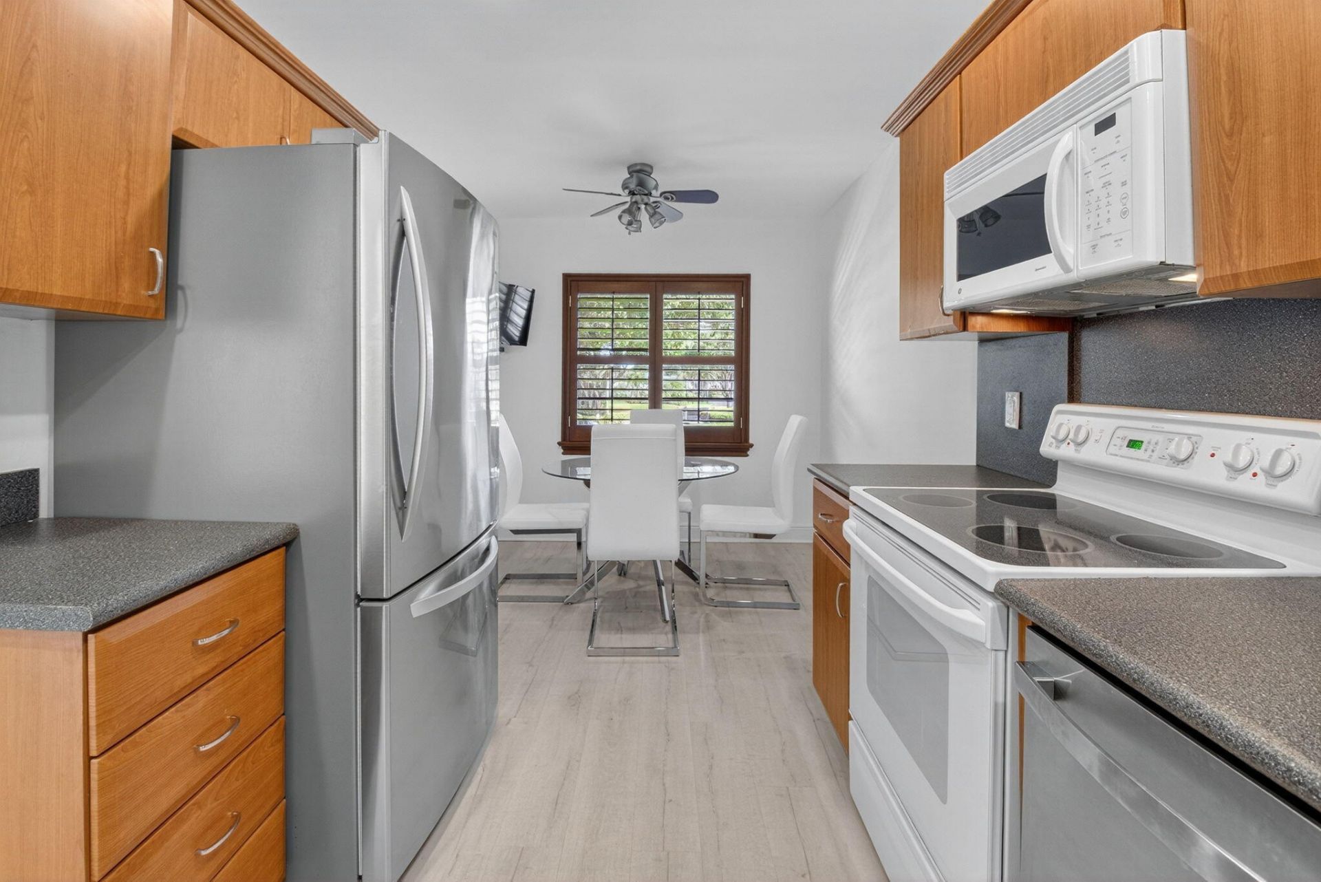 10 Southport Lane, Unit B, Boynton Beach, FL 33436 Photo