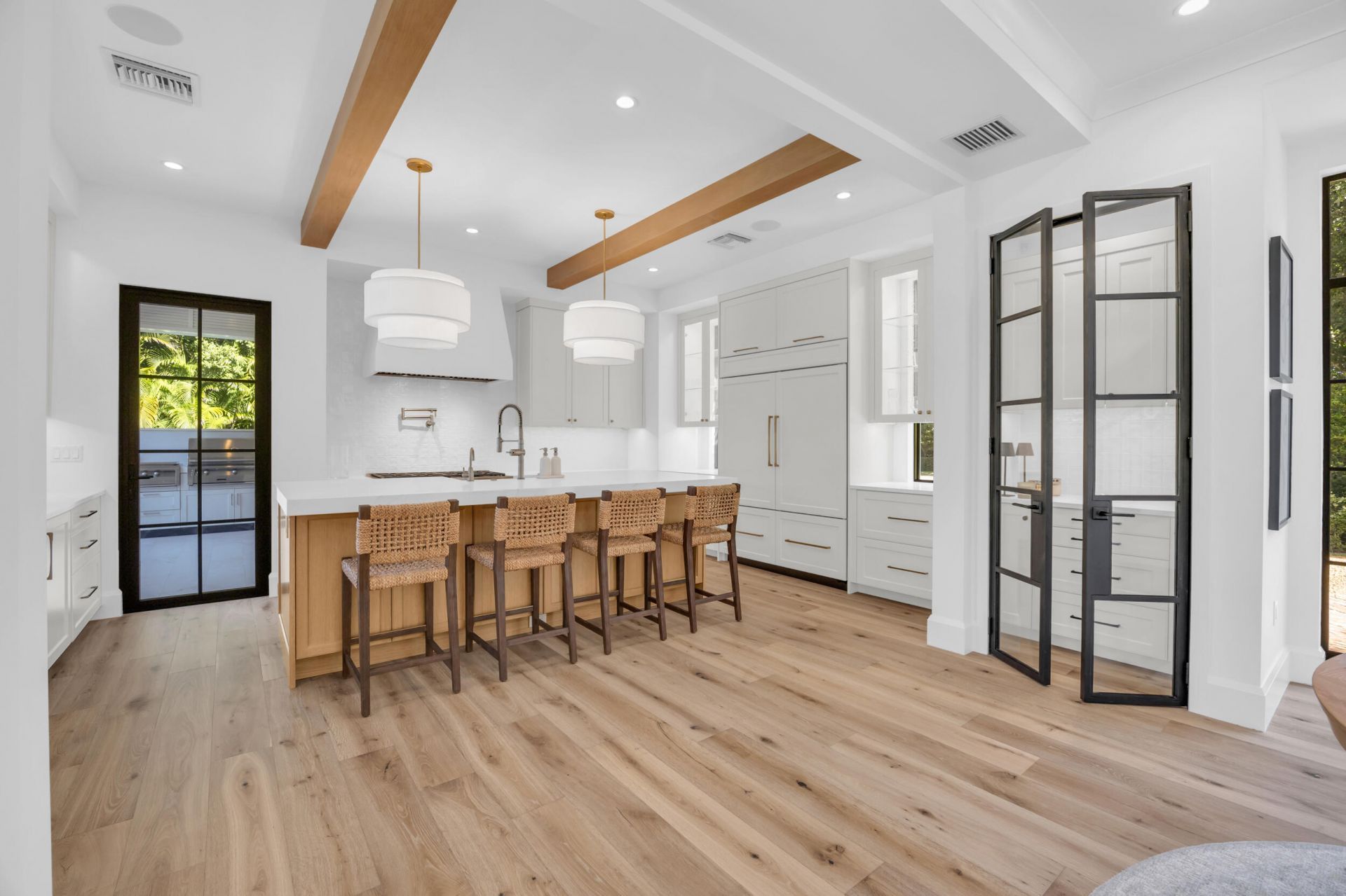 44 S Beach Road, Jupiter Island, FL 33455 Photo