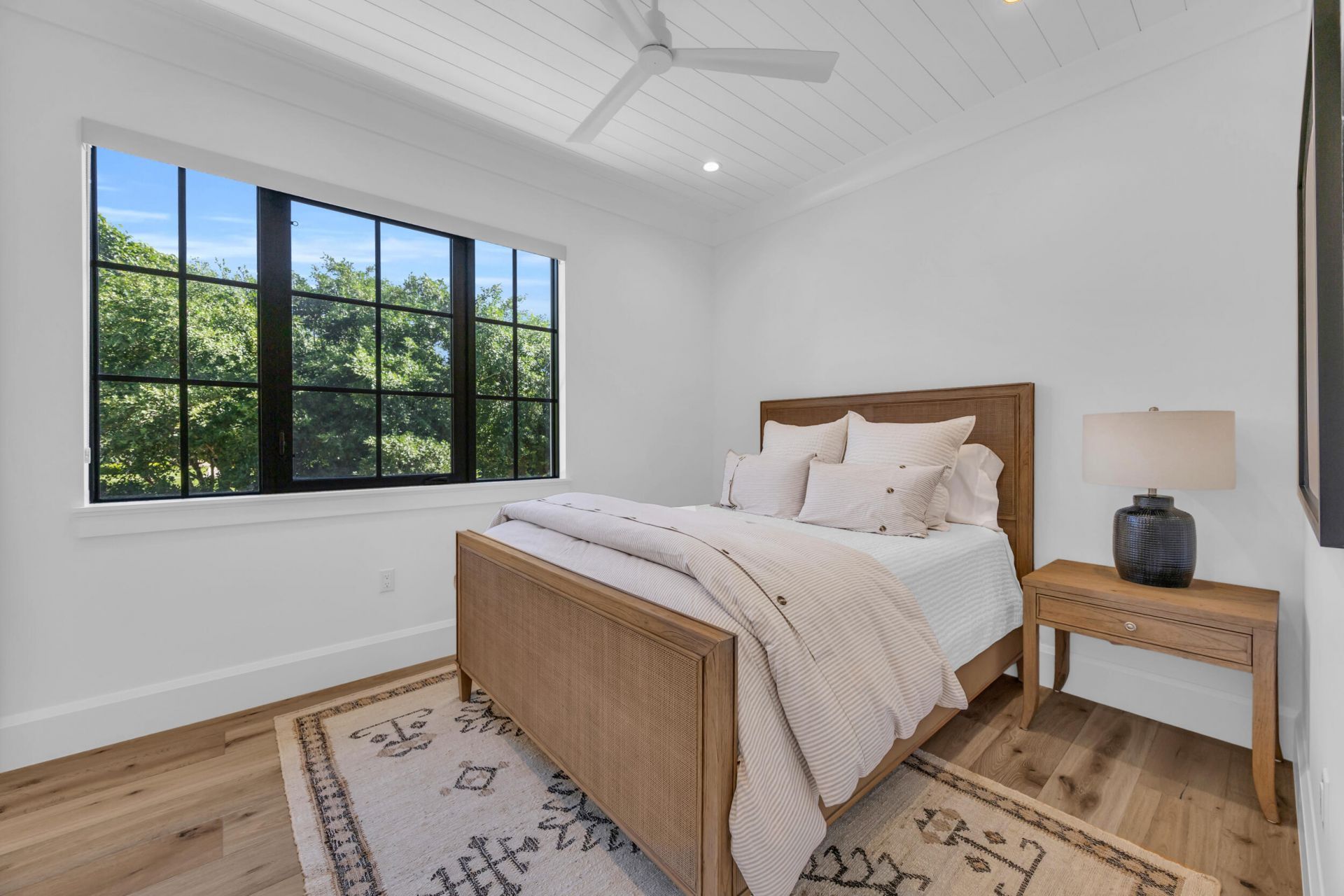 44 S Beach Road, Jupiter Island, FL 33455 Photo