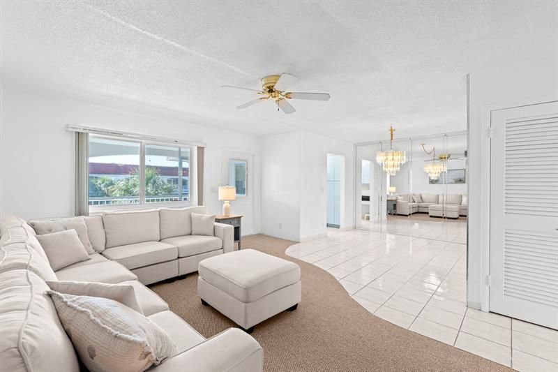 581 Blue Heron Drive, Unit 317-B, Hallandale Beach, FL 33009 Photo