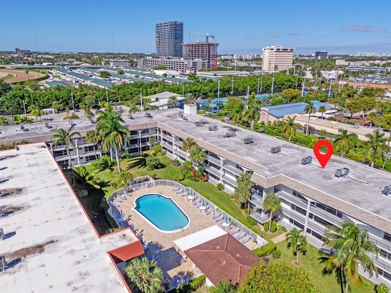 581 Blue Heron Drive, Unit 317-B, Hallandale Beach, FL 33009 Photo