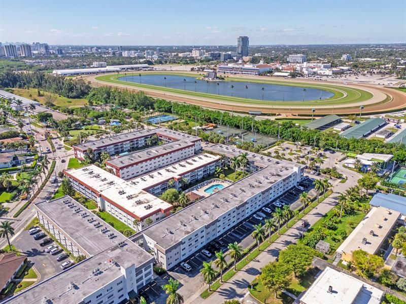 581 Blue Heron Drive, Unit 317-B, Hallandale Beach, FL 33009 Photo