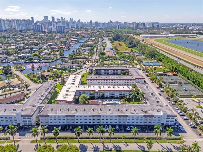 581 Blue Heron Drive, Unit 317-B, Hallandale Beach, FL 33009 Photo