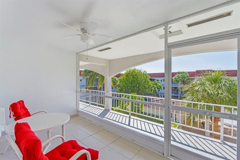 581 Blue Heron Drive, Unit 317-B, Hallandale Beach, FL 33009 Photo