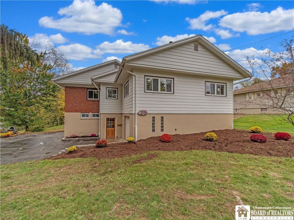 29 E Whallon Street, Mayville, NY 14757 Main Photo