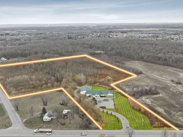 5252 State Route 31, Clay, NY 13041