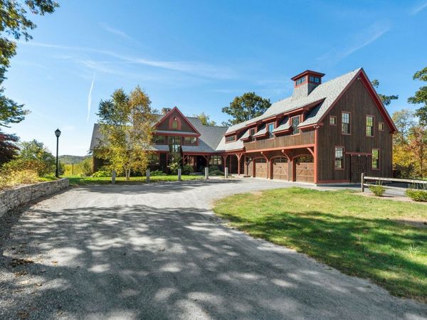 10 Tavern Lane, Lyme, NH 03768