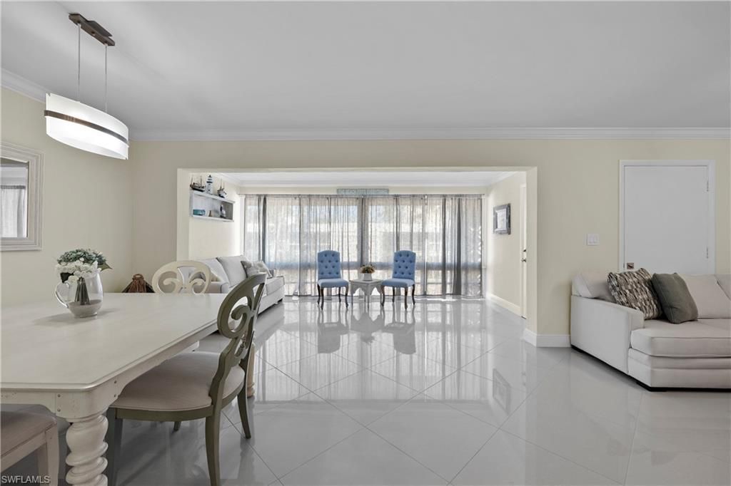 2100 Gulf Shore Blvd N, Unit 212, Naples, FL 34102 Photo