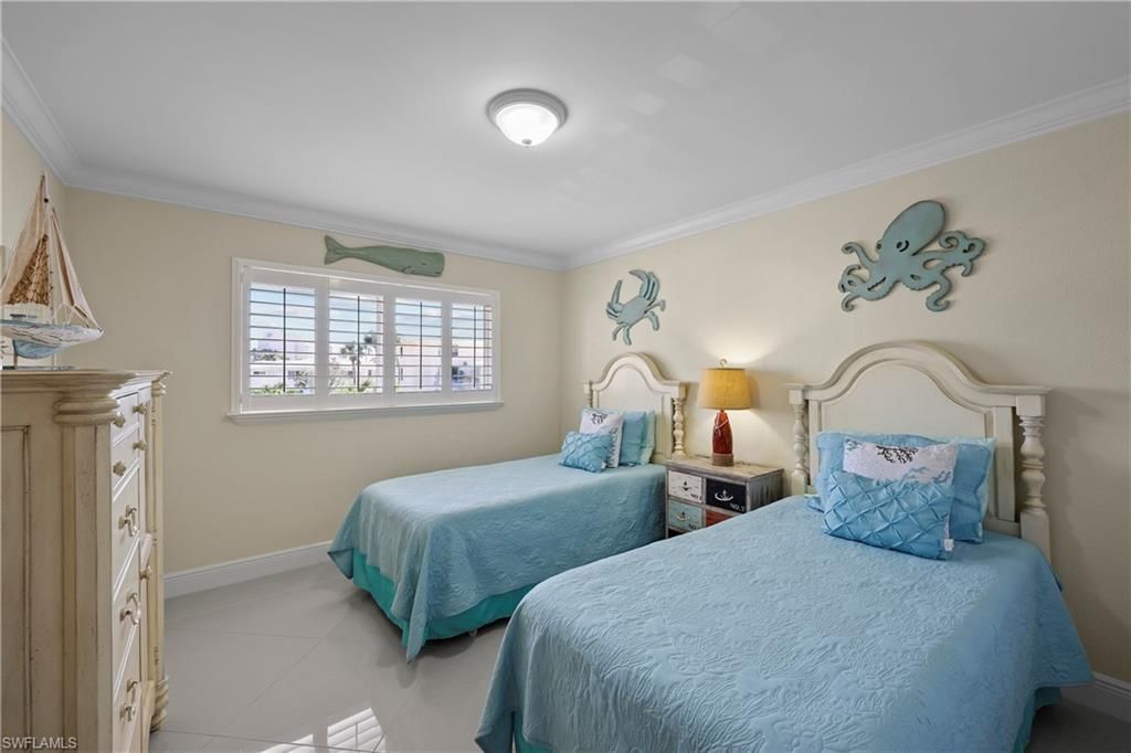 2100 Gulf Shore Blvd N, Unit 212, Naples, FL 34102 Photo