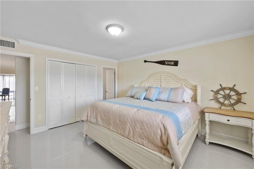 2100 Gulf Shore Blvd N, Unit 212, Naples, FL 34102 Photo