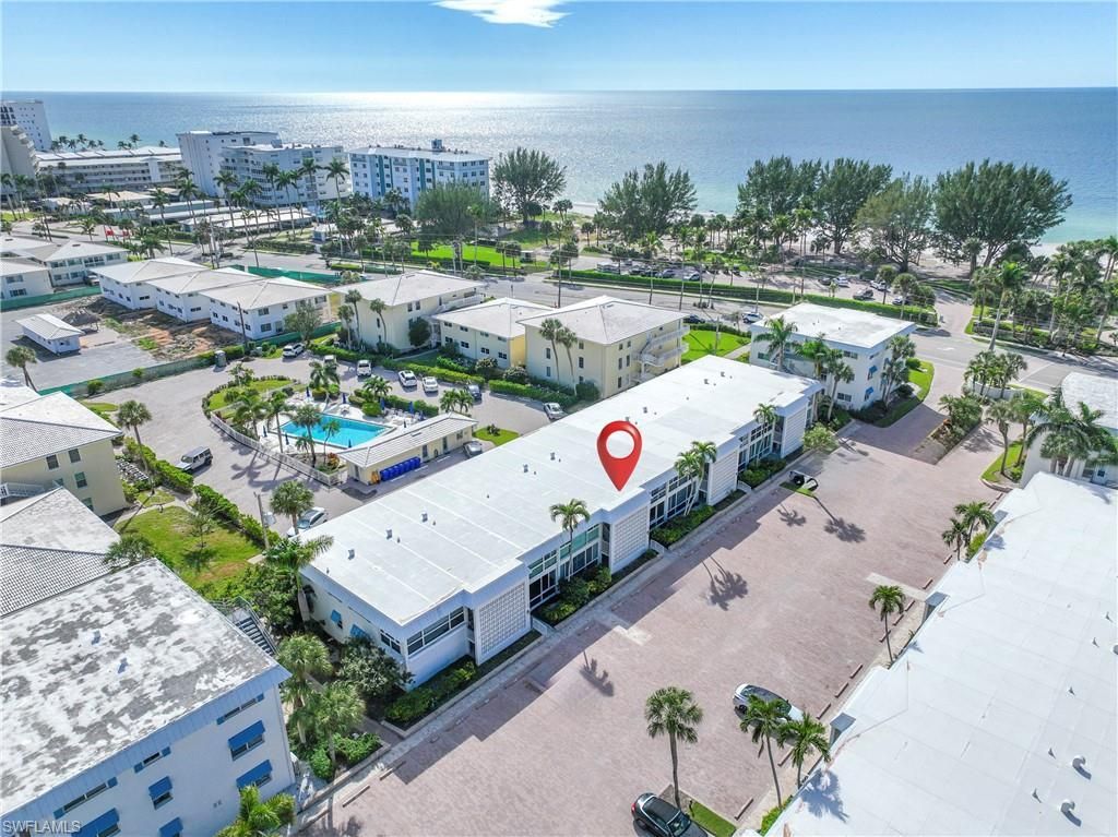 2100 Gulf Shore Blvd N, Unit 212, Naples, FL 34102 Photo