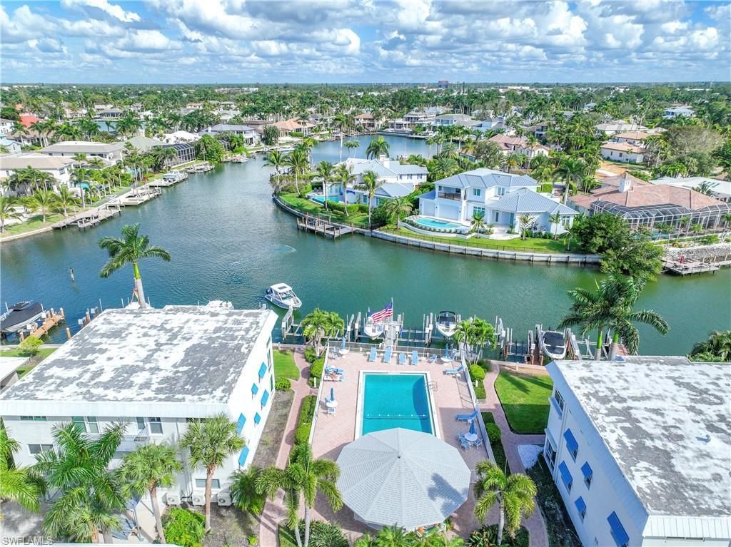 2100 Gulf Shore Blvd N, Unit 212, Naples, FL 34102 Photo