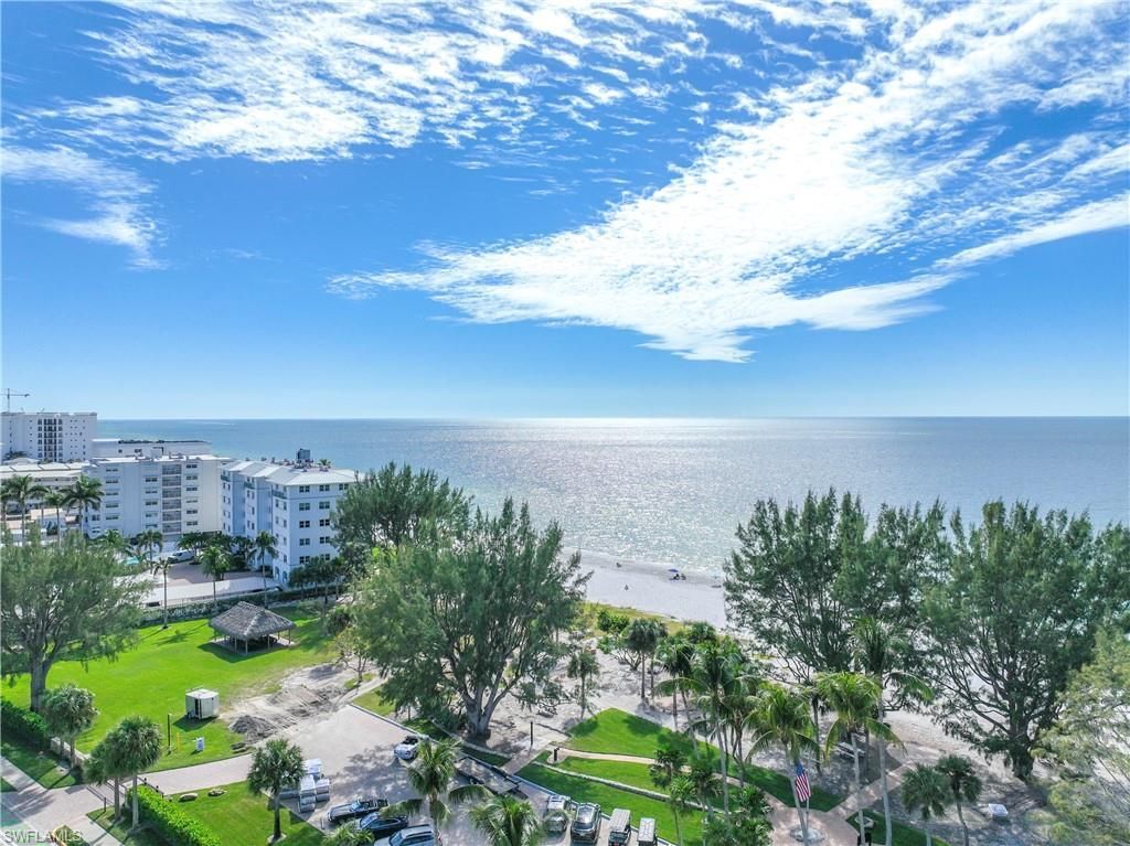 2100 Gulf Shore Blvd N, Unit 212, Naples, FL 34102 Photo