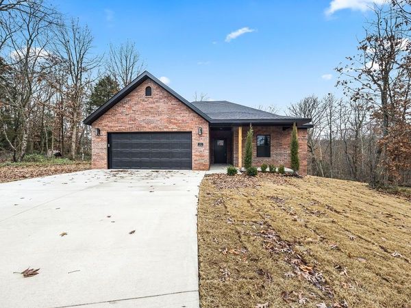 11 Handa Place, Bella Vista, AR 72715