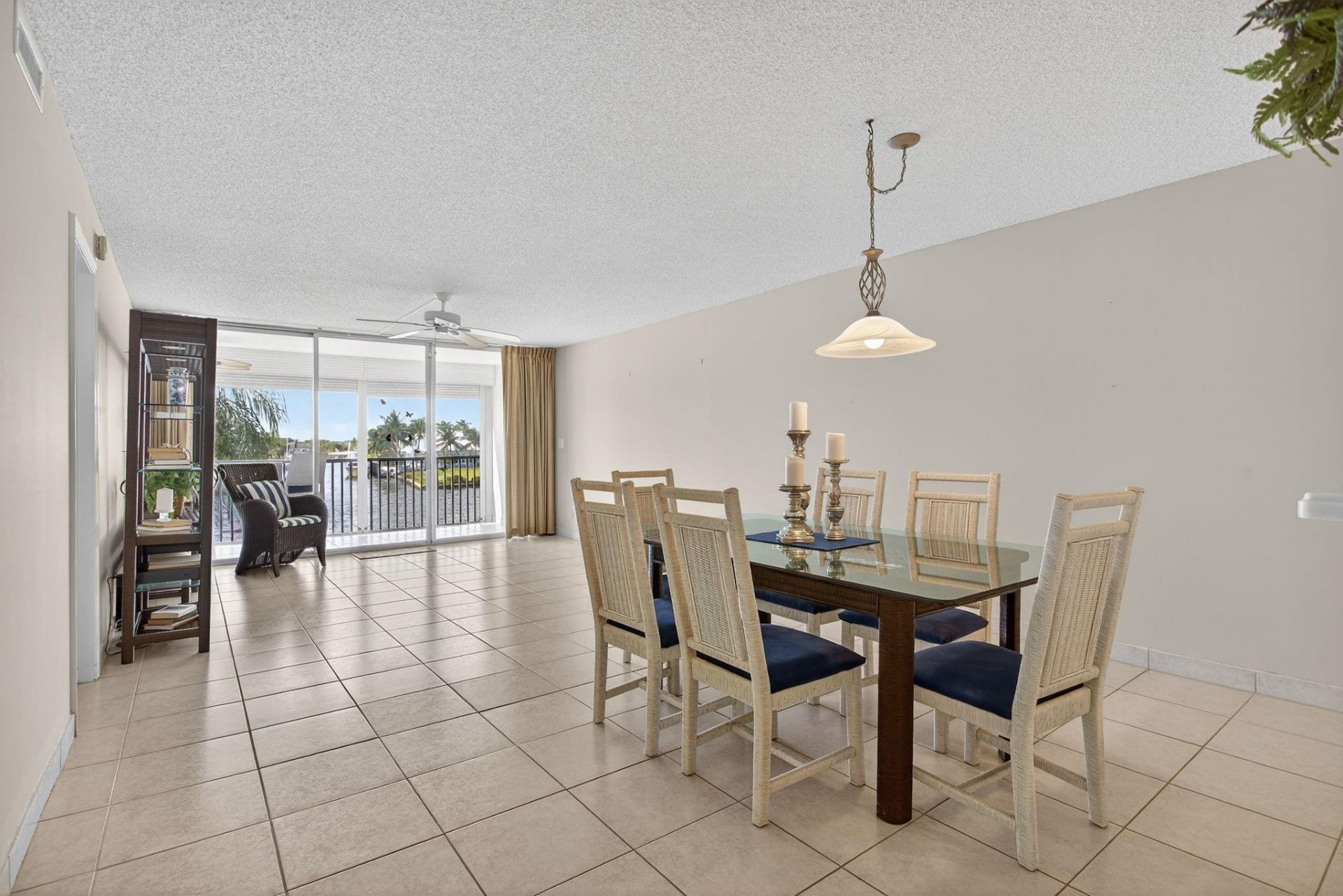 985 SE 19 Avenue, Unit 204, Deerfield Beach, FL 33441 Photo