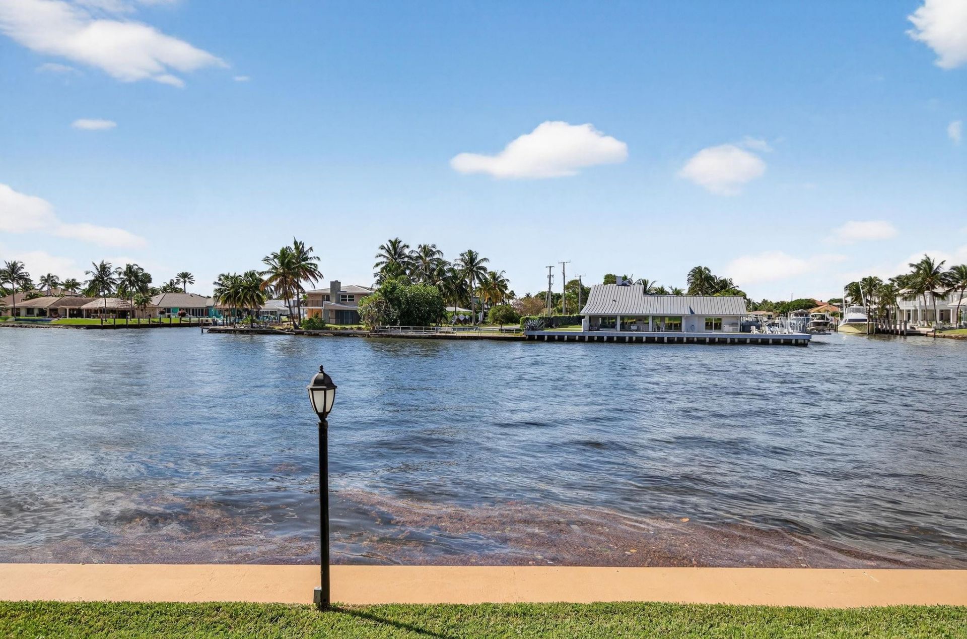 985 SE 19 Avenue, Unit 204, Deerfield Beach, FL 33441 Photo