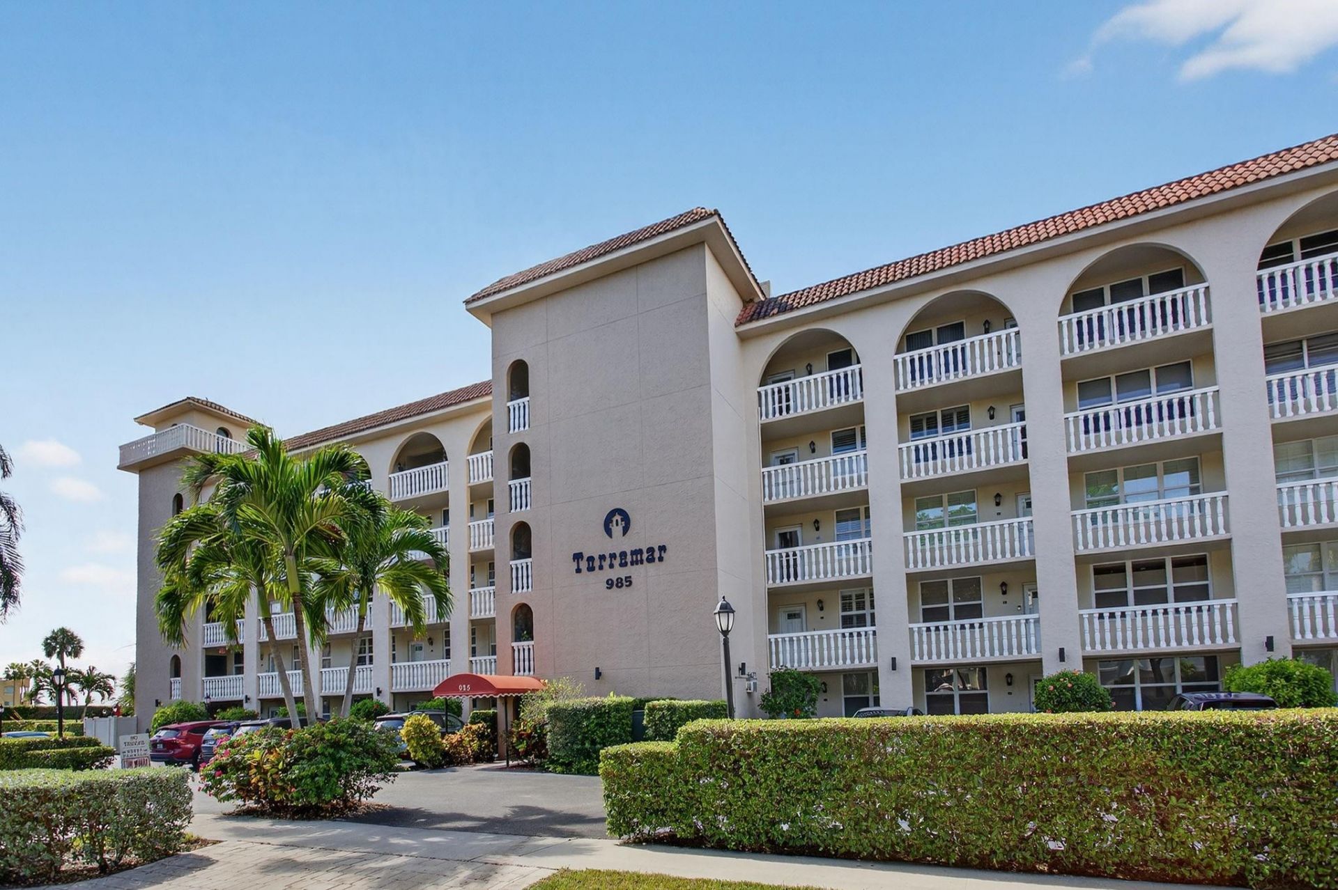 985 SE 19 Avenue, Unit 204, Deerfield Beach, FL 33441 Photo