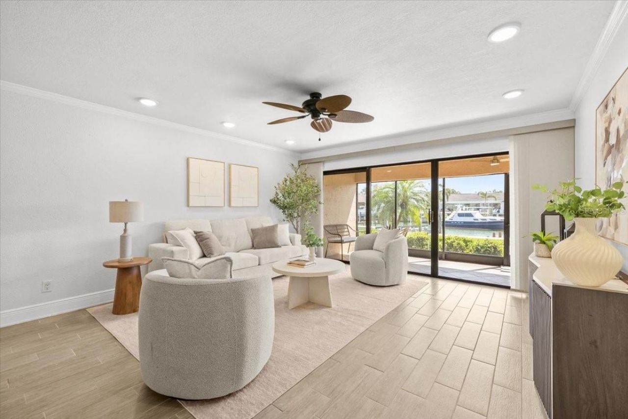 4730 Brittany Drive S, Unit 36, Saint Petersburg, FL 33715 Photo