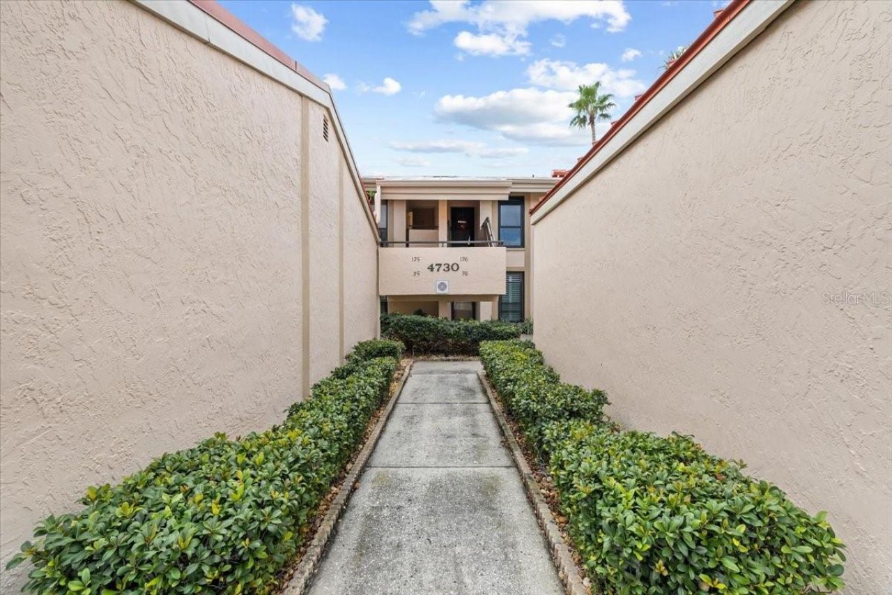 4730 Brittany Drive S, Unit 36, Saint Petersburg, FL 33715 Photo