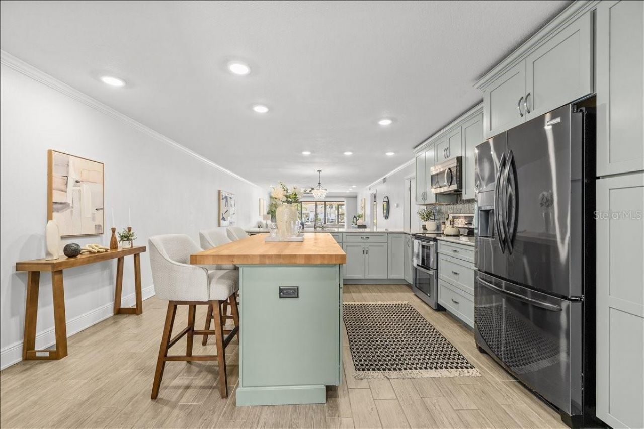 4730 Brittany Drive S, Unit 36, Saint Petersburg, FL 33715 Photo