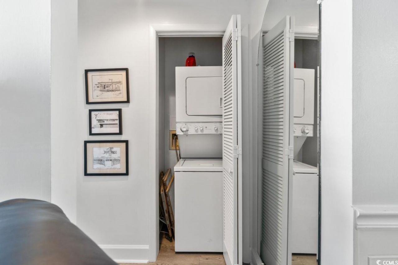 201 N Hillside Dr. Photo 11