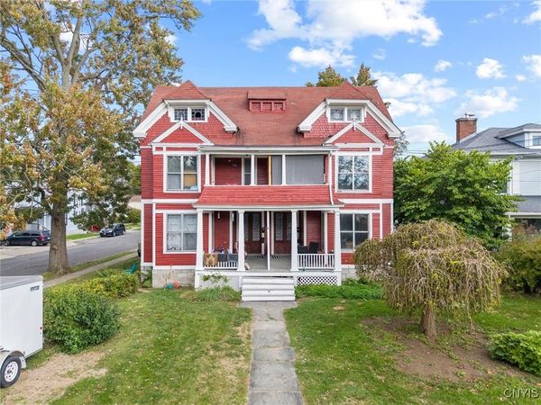 21 Elizabeth Street, Auburn, NY 13021