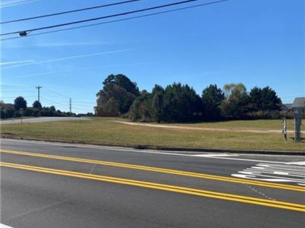 3680 Ridge, Buford, GA 30519