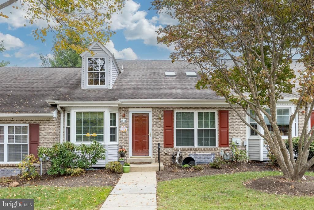 1433 Country Club Drive, Springfield, PA 19064 Main Photo