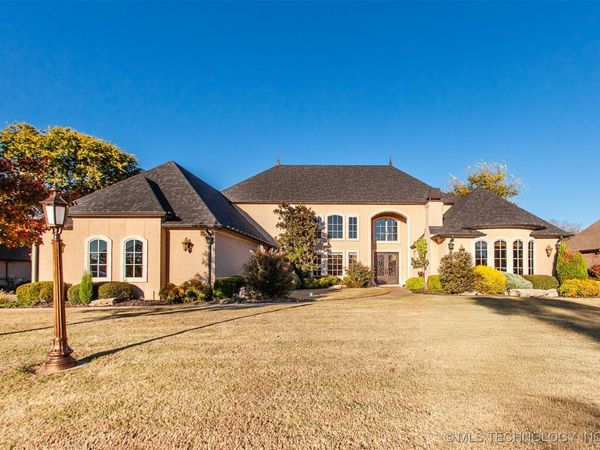 18533 E Crooked Oak Drive, Owasso, OK 74055