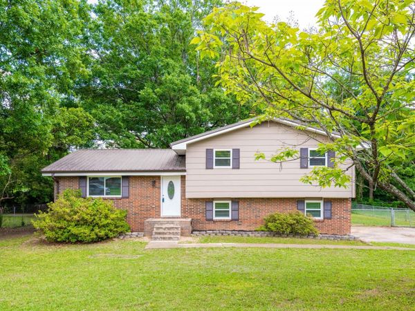 27 Edgewood Circle, Fort Oglethorpe, GA 30742