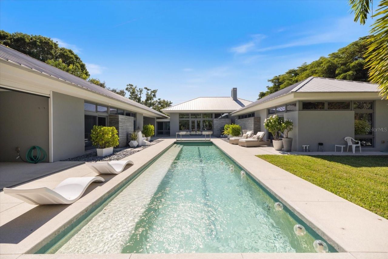 1739 Cherokee Drive, Sarasota, FL 34239 Photo