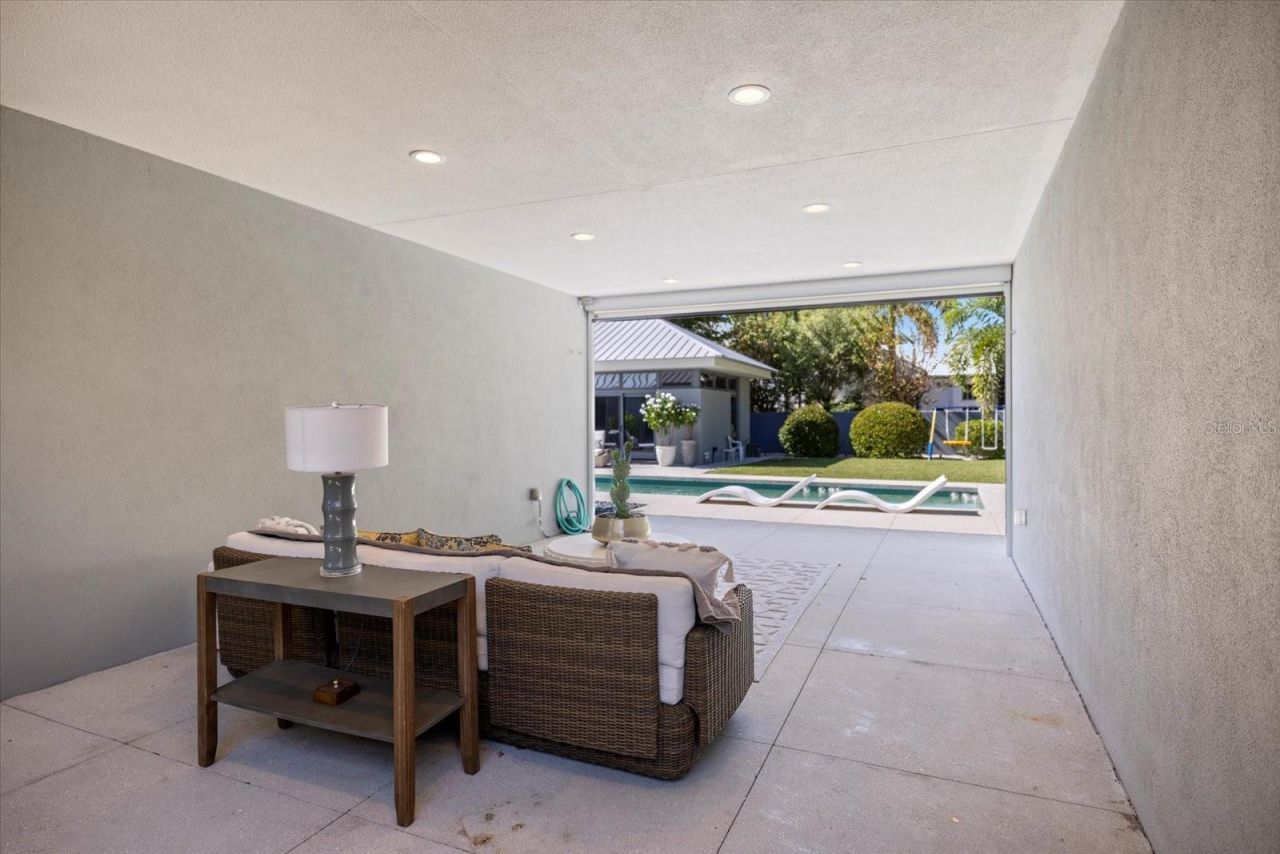 1739 Cherokee Drive, Sarasota, FL 34239 Photo