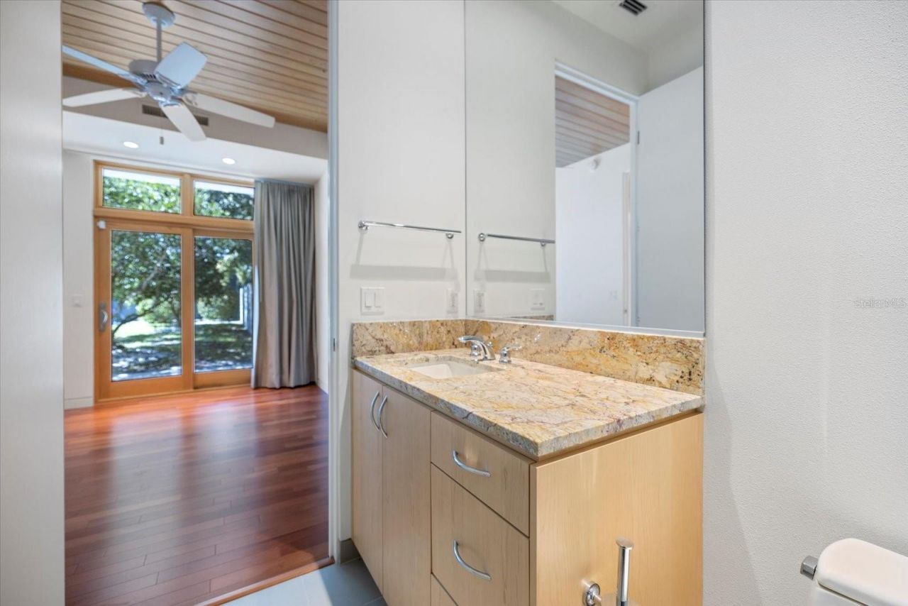 1739 Cherokee Drive, Sarasota, FL 34239 Photo