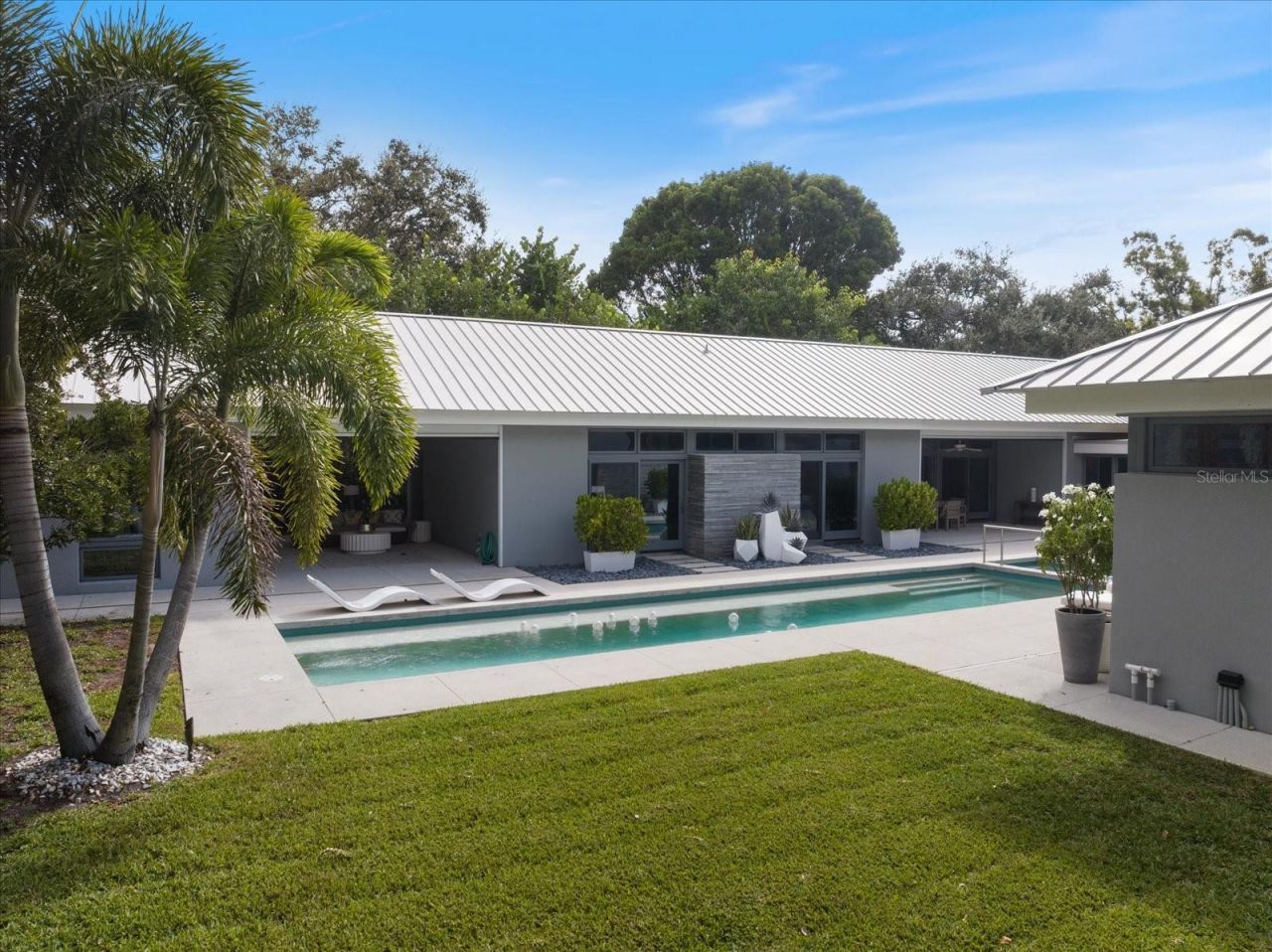 1739 Cherokee Drive, Sarasota, FL 34239 Photo