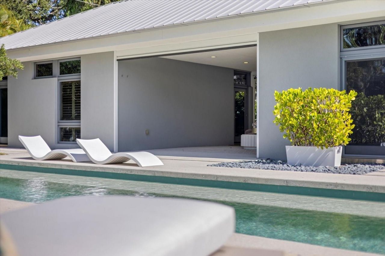 1739 Cherokee Drive, Sarasota, FL 34239 Photo