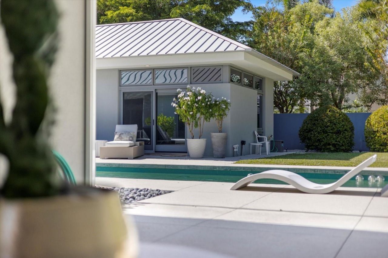 1739 Cherokee Drive, Sarasota, FL 34239 Photo