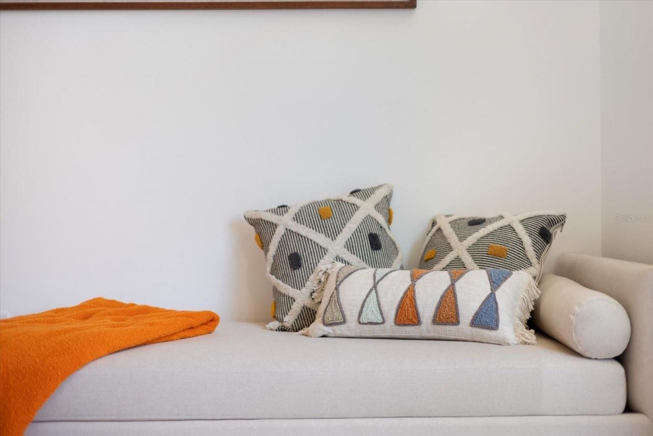 1739 Cherokee Drive, Sarasota, FL 34239 Photo