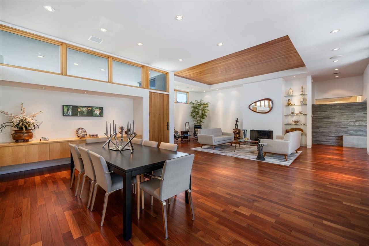 1739 Cherokee Drive, Sarasota, FL 34239 Photo