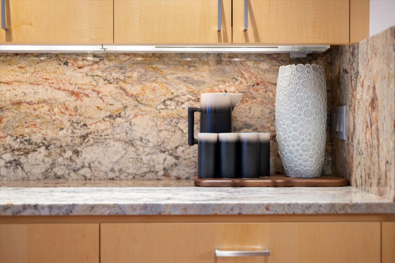 1739 Cherokee Drive, Sarasota, FL 34239 Photo